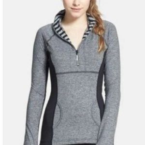 Hard Tail  1/4 zip pullover large